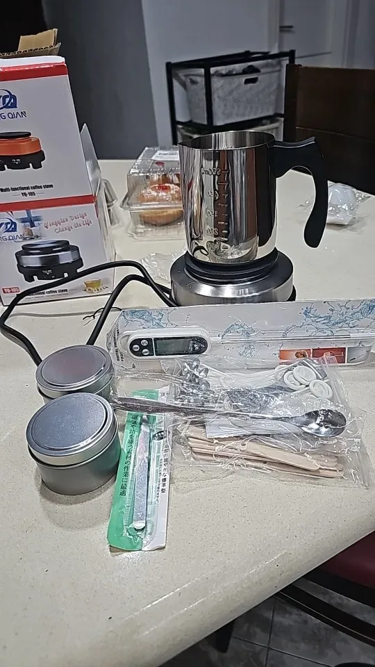 Photo posted by a verified buyer of the Waxwright candle making kit